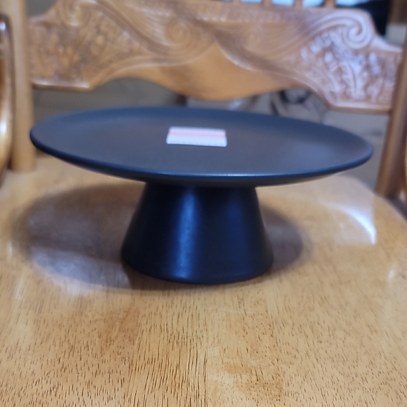 Black Plate/Riser - Picture 3 of 3